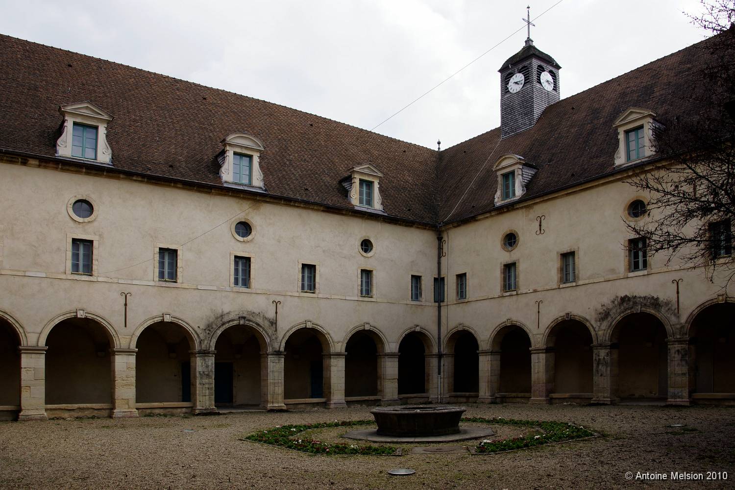 Couvent des Bernardines et musée de la vie Bourguignonne